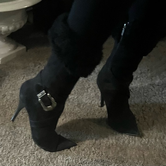 Boots- Ladies Black w/inside zipper Size 8 1/2 - Picture 4 of 6